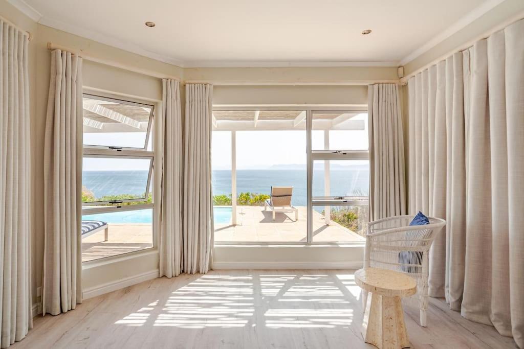 La Petite Baleine Oceanfront Luxury Villa De Kelders Exterior foto