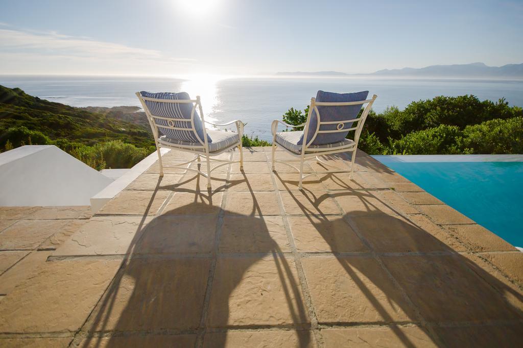 La Petite Baleine Oceanfront Luxury Villa De Kelders Exterior foto
